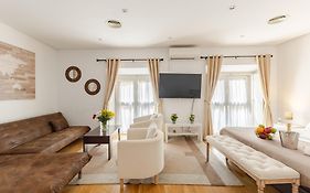Mad Coco Aparts & Suites Centro Sol